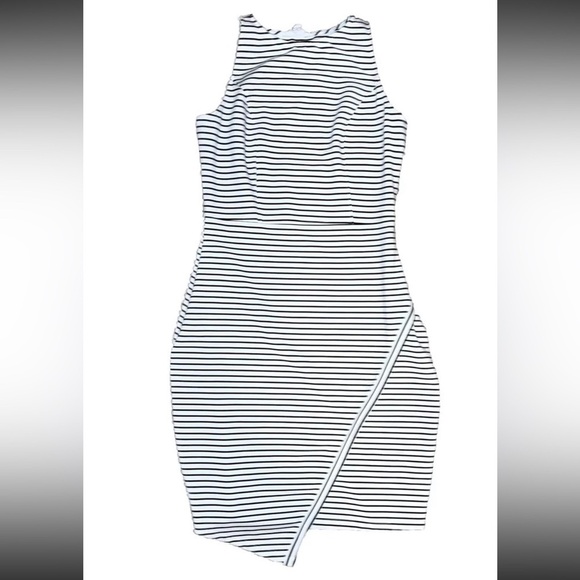 Jack by BB Dakota Dresses & Skirts - Jack by BB Dakota Bodycon Dress Sz Small White W Black Stripes Sleeveless